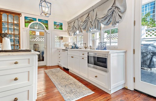 King City Casa | Historic Vacation Home Close to Beach & Village