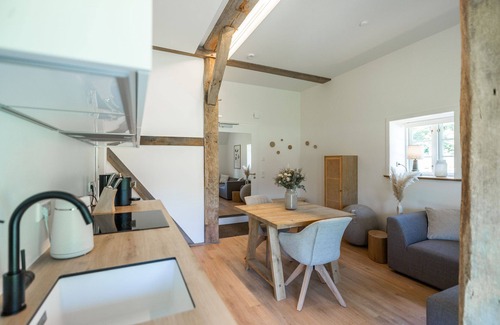 Ratekau Apartamento | Historic vacation loft near Timmendorf beach