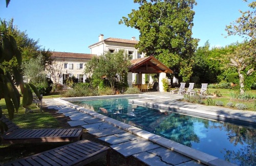 Bourg-sur-Gironde Casa | Villa histórica en hermosos jardines que dan al sur