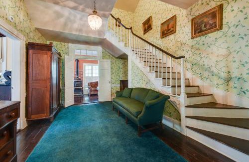 Pinckneyville Casa | Historic Woodville Estate with Pool Pets Welcome!