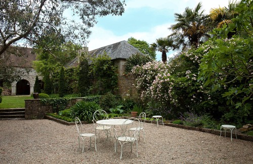 Hemevez Casa | Historical cottage at the château d'Hémevez