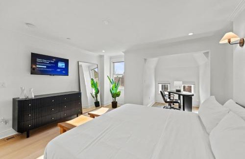 Bloomingdale Casa | Historical DC Luxury Home 5BR & 3 BA Bloomingdale #DCottage