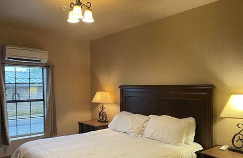 Gonzales Apartamento | Historical Downtown 2 bedroom Hotel Suite