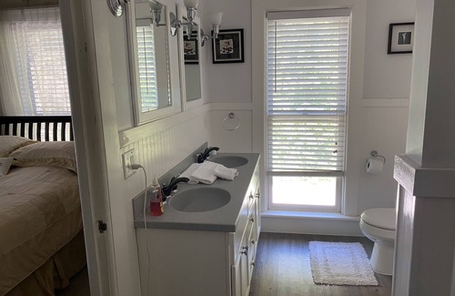 South Haven Cama Y Desayuno | Queen-Baño en la habitacion-Beechwood Room