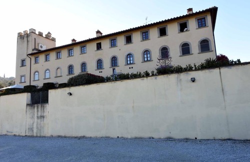 Lastra a Signa Apartamento | Historical palace in the heart of Tuscany