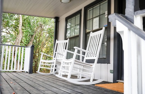 Boerne Casa | Historical property directly on Main St in Boerne