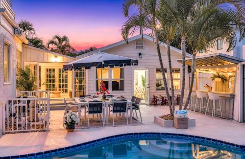 Old Northwood Casa | Historical Residence Heated Pool Emerald Key RESlDENCES