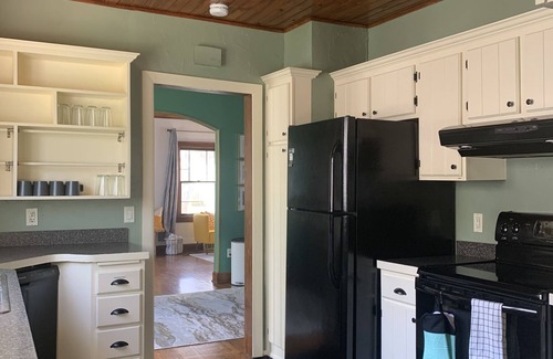 Wichita Casa | Historically Vintage Near College Hill