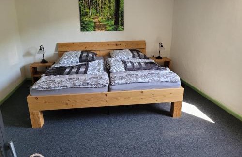 Holzhausen Casa | Historisches Ferienhaus "Schwalbennest" mit Eseln