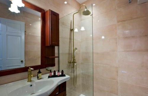 Corfu Town Apartamento | History House