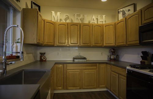 Aurora Casa | Casa de Hittah en las colinas de Moriah