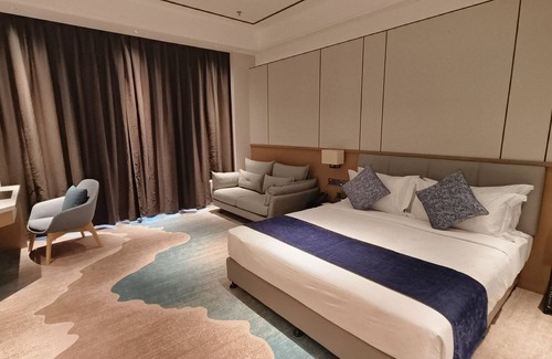 Yangon Hotel | Hlaing thar yar