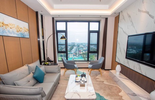 Yangon Hotel | Hlaing thar yar