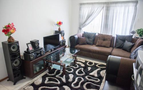 Greater Johannesburg Metropolitan Area Cama Y Desayuno | Hlanganani Gardens