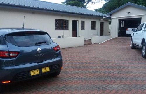 Pennington Apartamento | Hlelo's Guest house