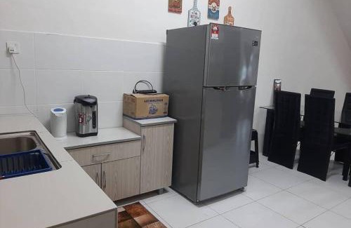 Kampung Pengkalan Casa | HM Homestay Lahat, Station 18, Ipoh 'مسلم'
