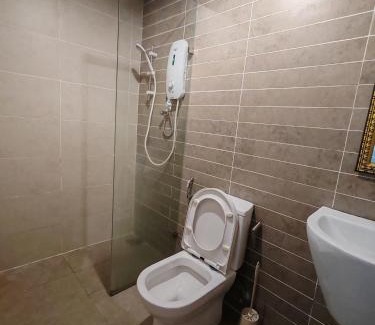 Batu Lintang Apartamento | HM Staycation at Kozi Square