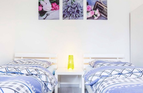 Eicken Apartamento | HÖ01 large apartment with dryer and washing machine