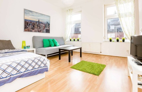 Eicken Apartamento | HÖ01 large apartment with dryer and washing machine
