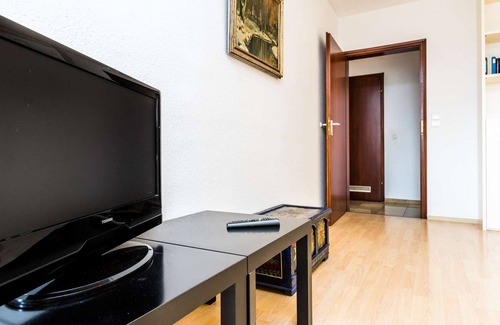Kalk Apartamento | HÖ01 large apartment with dryer and washing machine