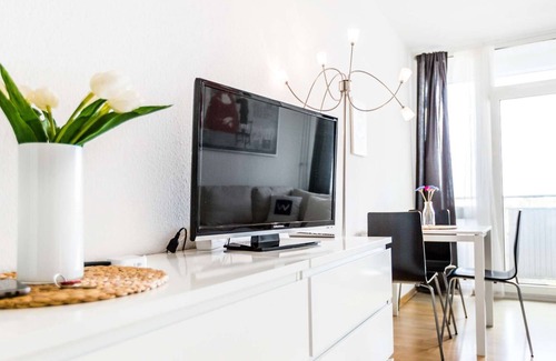 Kalk Apartamento | HÖ01 large apartment with dryer and washing machine
