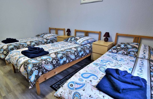 Muelheim Apartamento | HÖ01 large apartment with dryer and washing machine