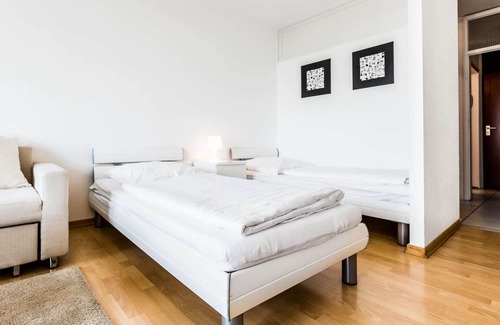 Kalk Apartamento | HÖ01 large apartment with dryer and washing machine