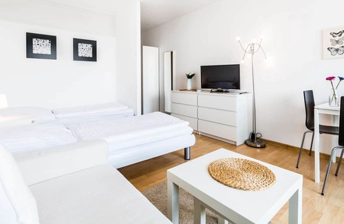 Kalk Apartamento | HÖ01 large apartment with dryer and washing machine