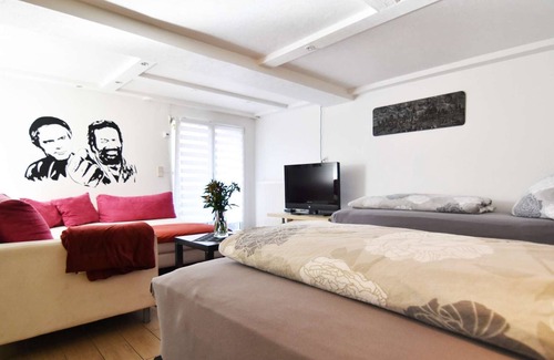 Kalk Apartamento | HÖ01 large apartment with dryer and washing machine