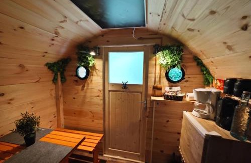 Kirchensittenbach Otro | Hobbit Hütte am Bach ohne Bettwäsche