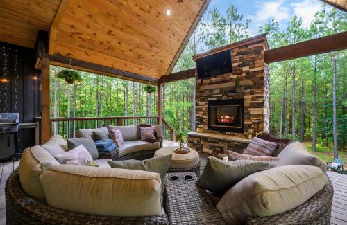 Hochatown Casa | Hoch-A-Frame I Sauna-Hot Tub-Putt Putt-Firepit