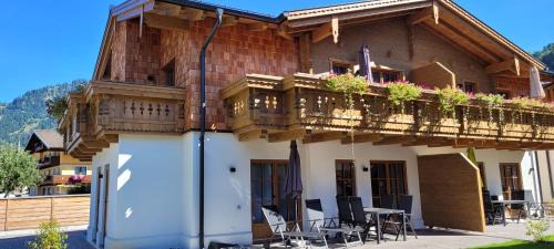Rauris Apartamento | Hochalmbahnen Chalets Rauris 1-20 WE4, Maislaufeldweg 1r OG