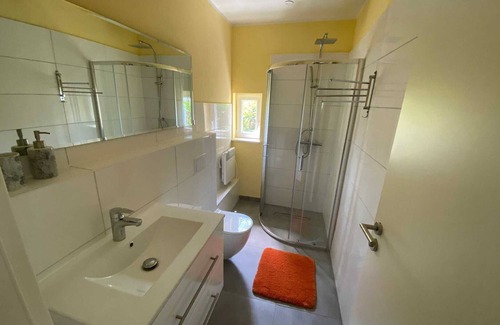 Loddin Casa | Hochwertig, Moderne und Gemütliche Ferienwohnung mit 65qm für Drei Personen