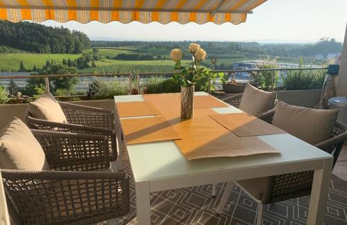 Tettnang Apartamento | Hochwertige Sonneninsel mit Aussicht