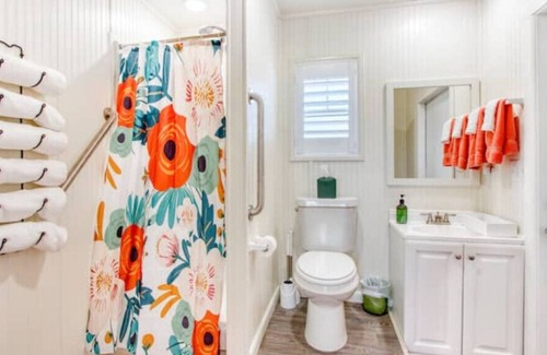 Gainesville Apartamento | Hockley Creek Colorful Home #3
