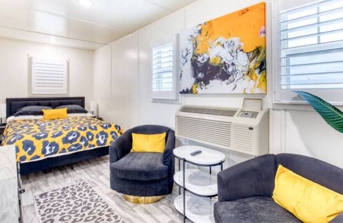 Gainesville Apartamento | Hockley Creek Colorful Home #6