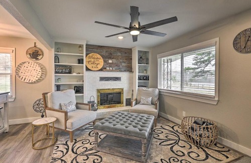 Hodgen Casa | Hodgen Cottage on 650 Acres, Cozy and Scenic