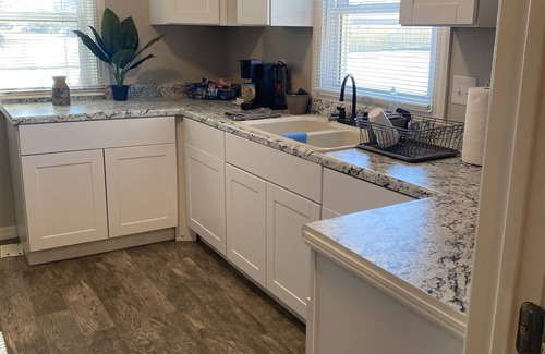Amarillo Casa | HodgeTown Stay