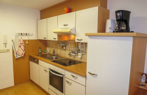 Sankt Anton am Arlberg Apartamento | Hof am Schönbach by Interhome