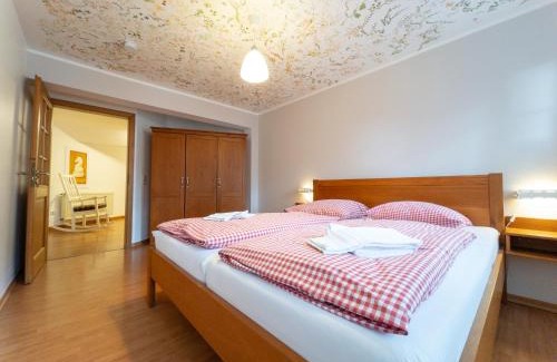 Niederberndorf Apartamento | Hof Köhne - Altes Bauernhaus - Wohnung Hase