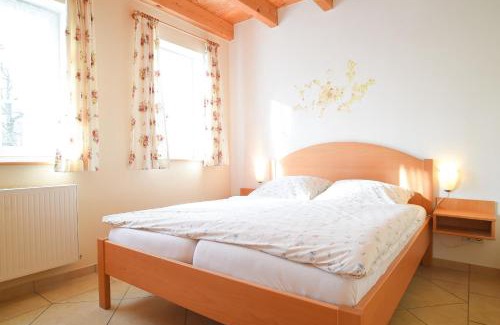 Niederberndorf Casa | Hof Köhne - Doppelhaus - Wohnung Dreifachhexe