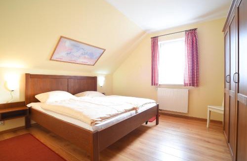 Niederberndorf Casa | Hof Köhne - Haus Feldscheune links
