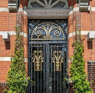 Hasselt Apartamento | Hof van In & Wellness
