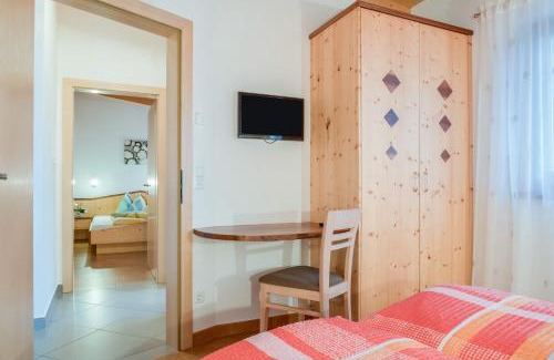 San Leonardo in Passiria Apartamento | Hofschenke Pfeiftal - Bergwiese