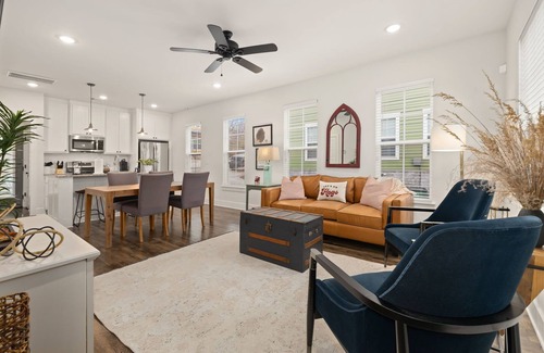 Fayetteville Casa | Hog Haven - 2 mi to UofA 1 mile to Downtown