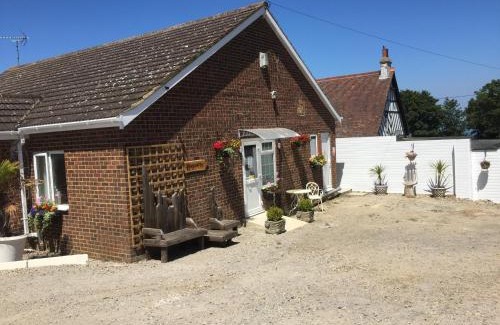 Sheerness Casa | Hogwarts Bed and Continental Breakfast
