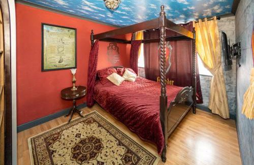 Watford Casa | Hogwarts Hideaway Themed Property