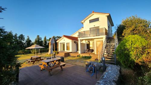 Jungmun Casa | Hoho Sanjang