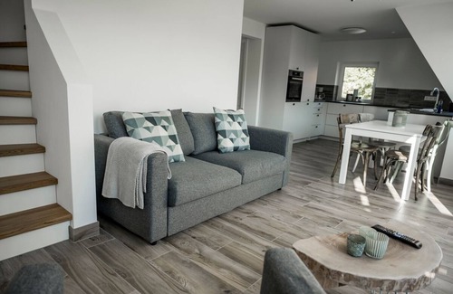 Hohwacht Casa | Hohwaii Villa, 300m², for 14-16 persons (3 apartments)