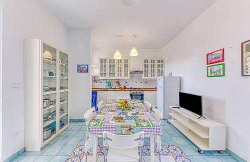 Marina di Novaglie Casa | Casa vacacional L'Ulivo di Novaglie con terraza y aire acondicionado, apta para mascotas